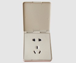 YL 011J 防水、防塵五孔插座-實(shí)驗(yàn)室配件